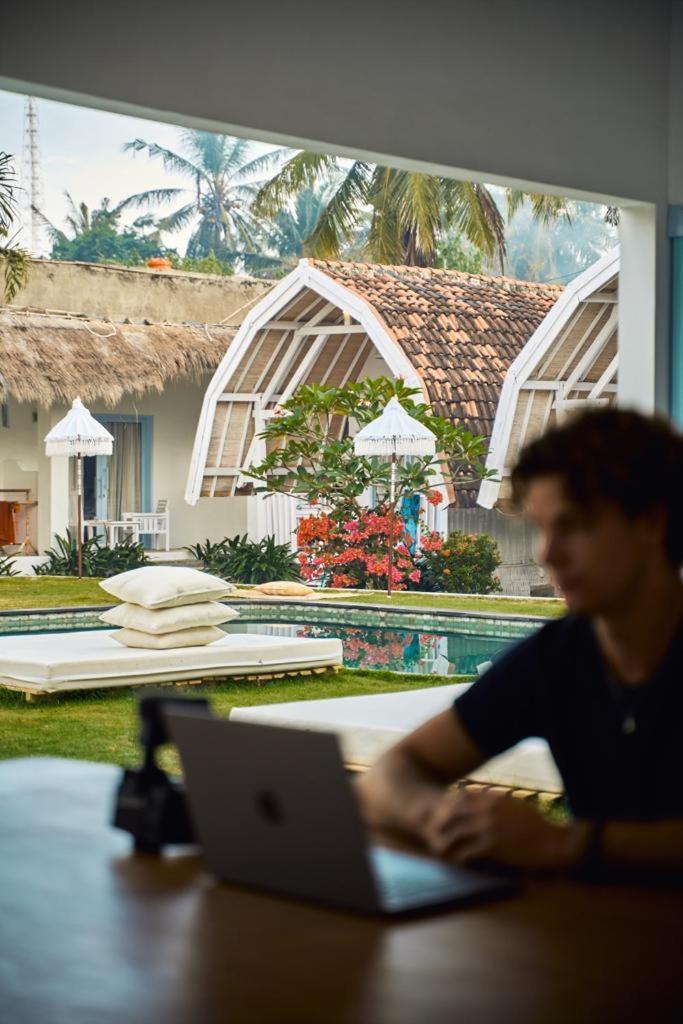 Dream Hotel Kuta  Exterior foto